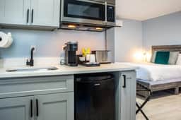 Upscale Beachside Boutique Hotel- by Oceano Suites