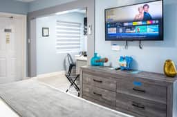 Beach-Walk King Suite w/ Kitchenette Oceano Suites