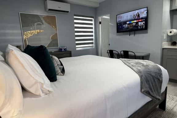 Enjoy while you lay on the bed and watch movies or you favorite series.