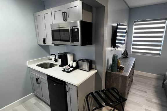 Stylish Beachside Boutique Hotel - Oceano Suites