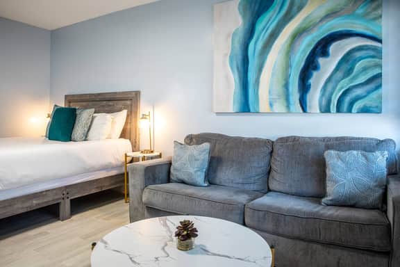 Upscale Beachside Boutique Hotel- by Oceano Suites