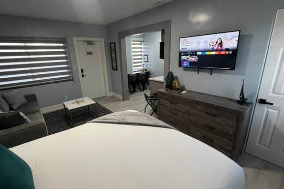 Upscale Beachside Boutique Hotel -by Oceano Suites