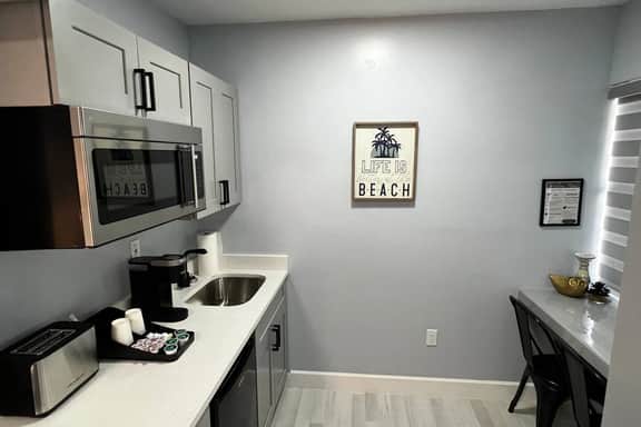 Stylish Beachside Boutique Hotel- by Oceano Suites