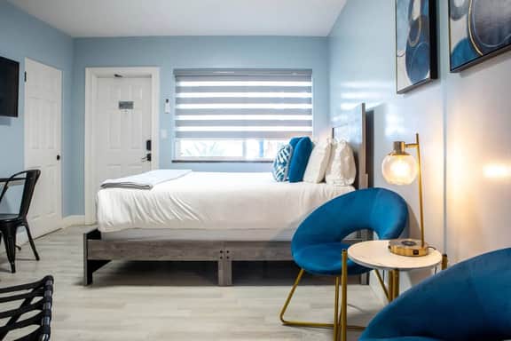 Cozy Beachside Boutique Hotel with kitchen - Image 2